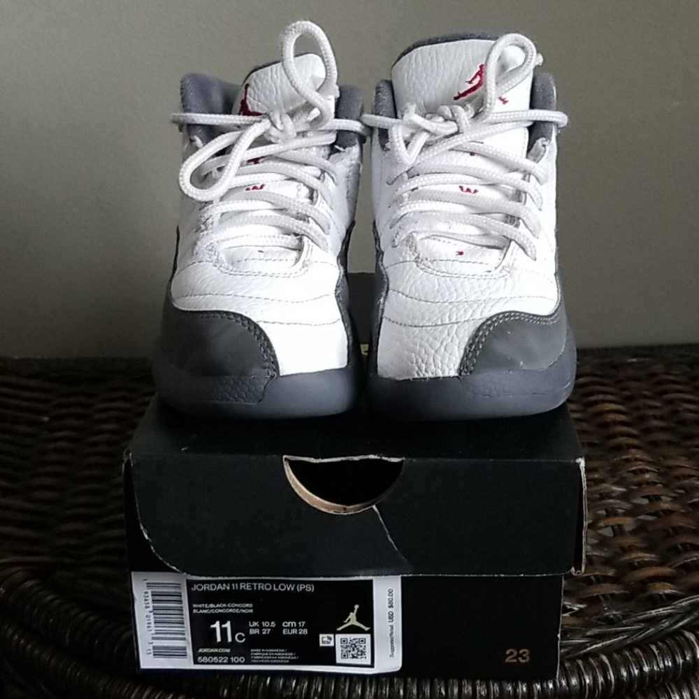 Retro Jordan 11's